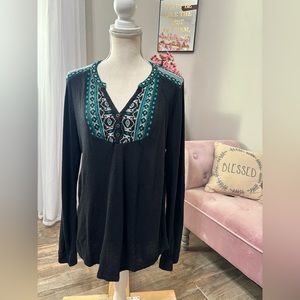 Lucky brand embroidered black blue long sleeve top